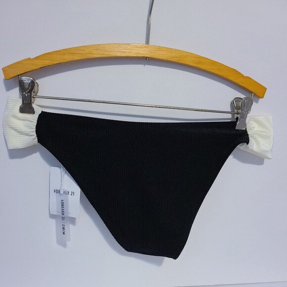 FOREVER 21 SWIMWEAR BLACK/WHITE COLORBLOCK BIKINI BOTTOM SIZE LARGE - Picture 4 of 7